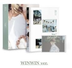 WayV - Photobook WINWIN Version ryhmässä Minishops / K-Pop Minishops / WayV @ Bengans Skivbutik AB (4062159)