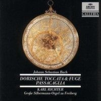 Bach - Dorisk Toccata & Fuga ryhmässä CD @ Bengans Skivbutik AB (521144)